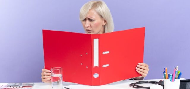 Почему стоит вести бумажный дневник для саморазвития