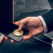 Опрос ЕЦБ: криптовалюты практически не используют в странах ЕС