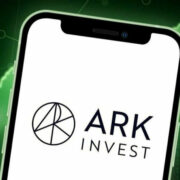 Компания Ark Invest купила акции Block Inc на $37 млн на фоне их падения