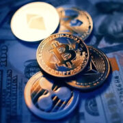 Крупные инвесторы считают биткоин слишком дешёвым для фиксации прибыли