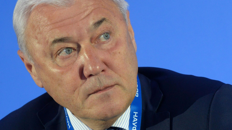 Аксаков указал на необходимость пресечь схему с накруткой кешбэка