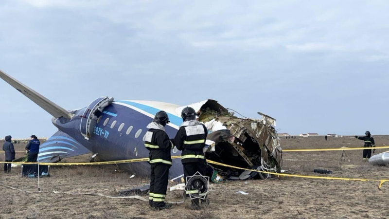 AZAL выразила соболезнования в связи с крушением самолета в Казахстане