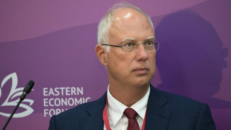 Россия чувствует себя комфортно при ограничениях США, заявил Дмитриев